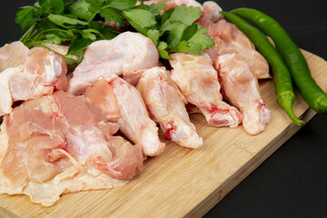 Raw Chicken Wings