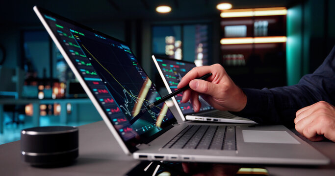 Senior Data Analysts Trading Stocks - Powered by Adobe