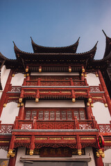 Naklejka premium Traditional Chinese Architecture at Yuyaun old street in Shanghai, China.