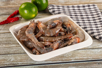 Fresh raw prawn for cooking