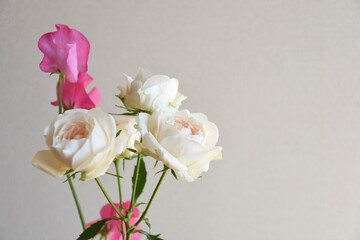 薔薇とスイートピー