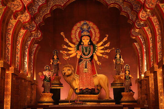 The biggest festival of West Bengal is Durga Puja with the idol of Durga Thakur. Durgapujo in West Bengal is famous all over the world. It is especially popular among Hindus.