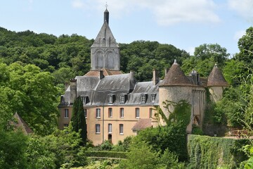 Château du village de Gargilesse dans la Creuse