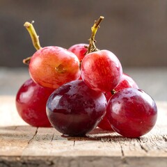 Obraz premium Red Grapes on Wood