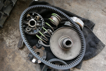 CVT drive system on automatic motorbikes.