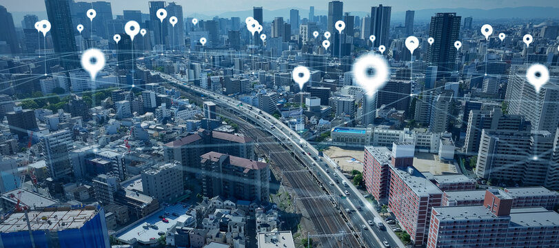 GPS、位置情報、交通、バナー、都市、社会、道路、鉄道、線路、ネットワーク、通信、衛星、インターネット、オンライン、web、地図、マップ、ピン、道案内、ナビゲーション、モビリティ、店舗、ロケーション、建設、旅行、観光、テクノロジー、テック、物流、データ、クラウド、DX、デジタルトランスフォーメーション、未来、回線、口コミ、SNS、ソーシャルメディア、横長、コピースペース、広告、イメージ、コンセプト
