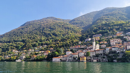 Fototapeta premium Lake Como village under the mountain