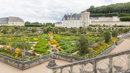 les jardins de Villandry, des jardins dans le style de la Renaissance dans la vallée de la Loire en Touraine	, célèbre château de la Loire en France
