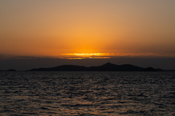 Obraz premium idyllic seascape during sunset
