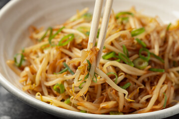 Stir Fry Bean Sprouts with garlic, soy sauce and spring onion