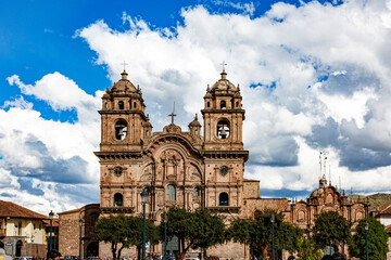 Fototapeta premium Cathedral Basilica of the Virgin of the Assumption in Cusco, Peru