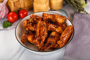 Buffalo chicken wings barbecue sauce