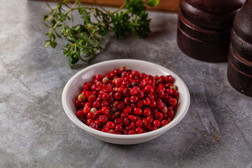 Dry pink pepper corn spice