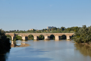 Fototapeta premium Roman bridge over the Guadalquivir River in Córdoba, Spain