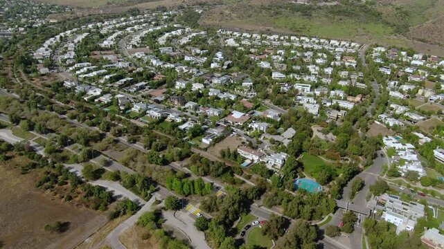 DRON CHICUREO - ZOOM OUT - CONDOMINIO LOS ROBLES