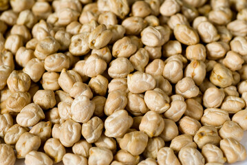 close up of a pile of chickpeas