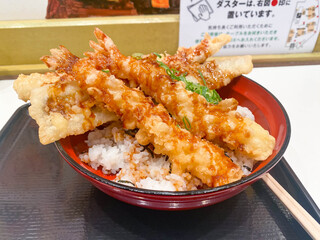 Tendon Platter consist of Tempura and Anago serve with green onions and sauce at good court Osaka