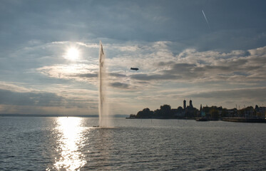 Bodensee, Abendstimmung am Ufer von Friedrichshafen