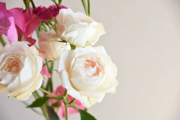 薔薇とスイートピー