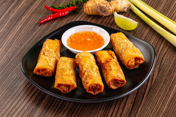 Vietnamese deep fried spring roll