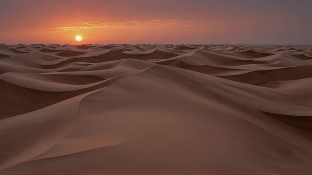 Dunes de sable au coucher du soleil dans le d&eacute;sert