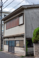 日本の広島県福山市の鞆の浦の古くてとても美しい建物と町並み
