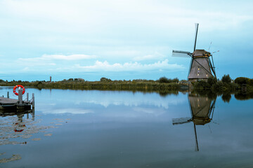Windm&uuml;hlen in Kinderdijk, Holland