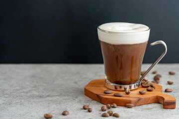 ウィンナーコーヒー（アインシュペナー）とコピースペース