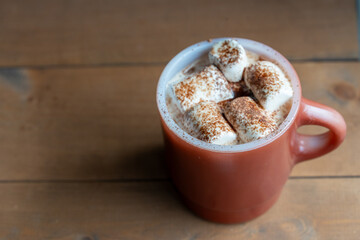 マシュマロコーヒーと左にコピースペース