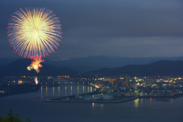 三原ヤッサ花火