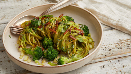 Pasta with broccoli pesto