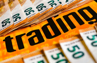 50 euros banknotes and the word "trading"
