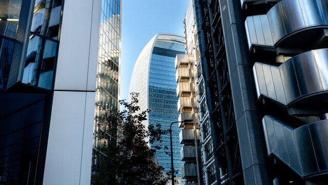 Walkie-Talkie building in London's financial district
