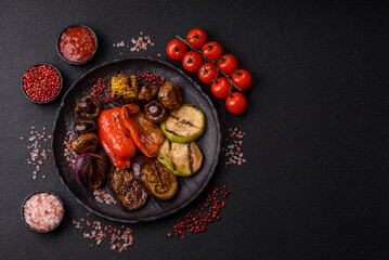 Grilled vegetables, bell peppers, mushrooms, and zucchini, a vegetarian meal. Grilled vegetables