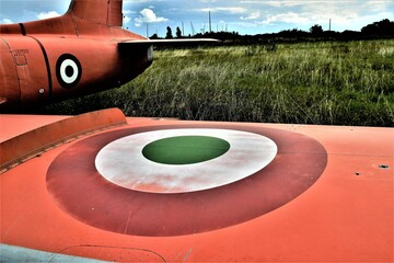 Vecchio aereo militare