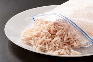 冷凍　鶏ムネ肉　挽き肉