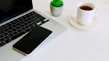 デジタルデバイス　ビジネスイメージ　コワーキング　16:9