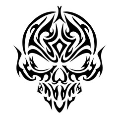 Obraz premium A bold black and white tribal skull design featuring intricate geometric patterns with symmetrical lines exuding power a