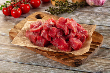 Raw beef cubes for cooking