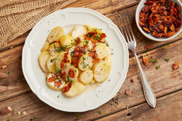 Potato salad with vegan almond bacon
