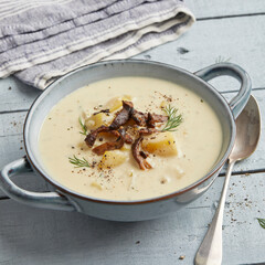 Vegan clam chowder soup
