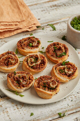 Puff pastry with smoked tofu