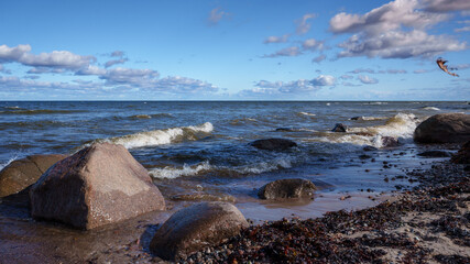 sea and rocks