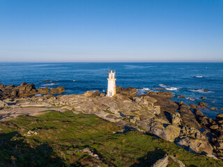 El Faro de Mux&iacute;a situado al lado del Santuario da Barca, A Coru&ntilde;a