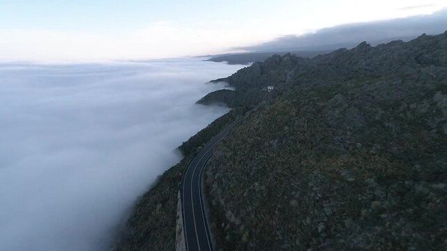Rutas con neblina