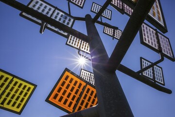 Solar cells, solar tree, Ulm's Solar City residential neighbourhood, Ulm, Baden-Wuerttemberg, Germany