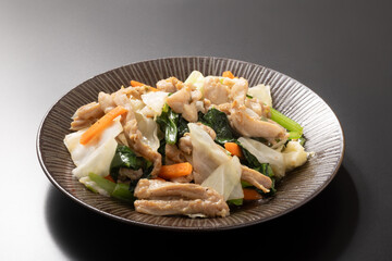 鶏せせり　野菜炒め