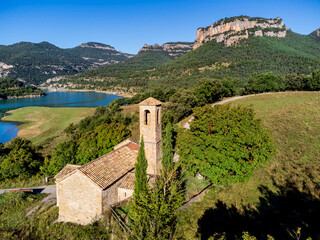 Obraz premium Lord valley, Llosa del Cavall reservoir, Sant Llorenç de Morunys, Catalan region of Solsonés, Lérida province, Catalonia, Spain