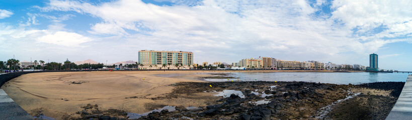 Fototapeta premium Panorama Urban Beach Lanzarote