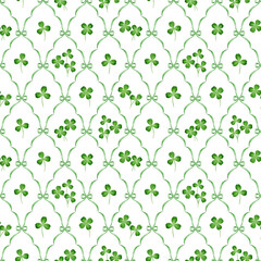 Shamrock leaves on tile background seamless pattern elegant design element. Hand drawn green clover leaf pattern watercolor illustration floral decoration
